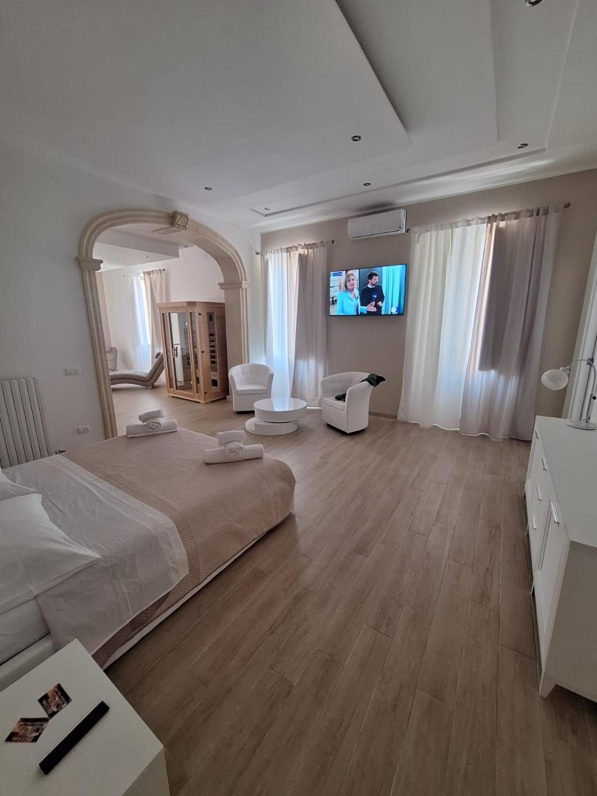 Bed E Suite Domar Brindisi Exterior foto