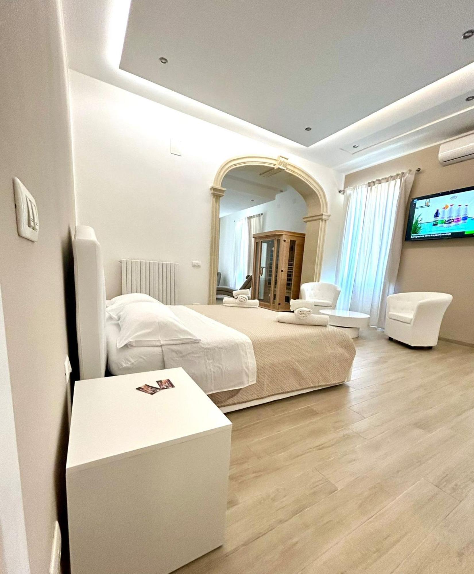 Bed E Suite Domar Brindisi Exterior foto