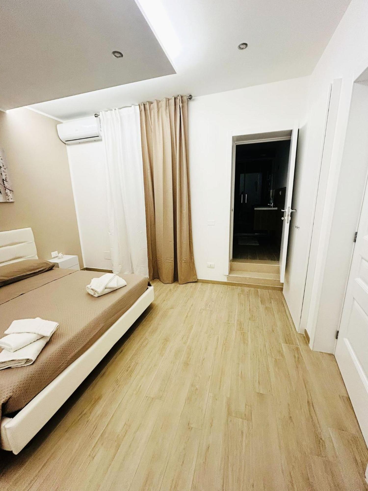 Bed E Suite Domar Brindisi Exterior foto