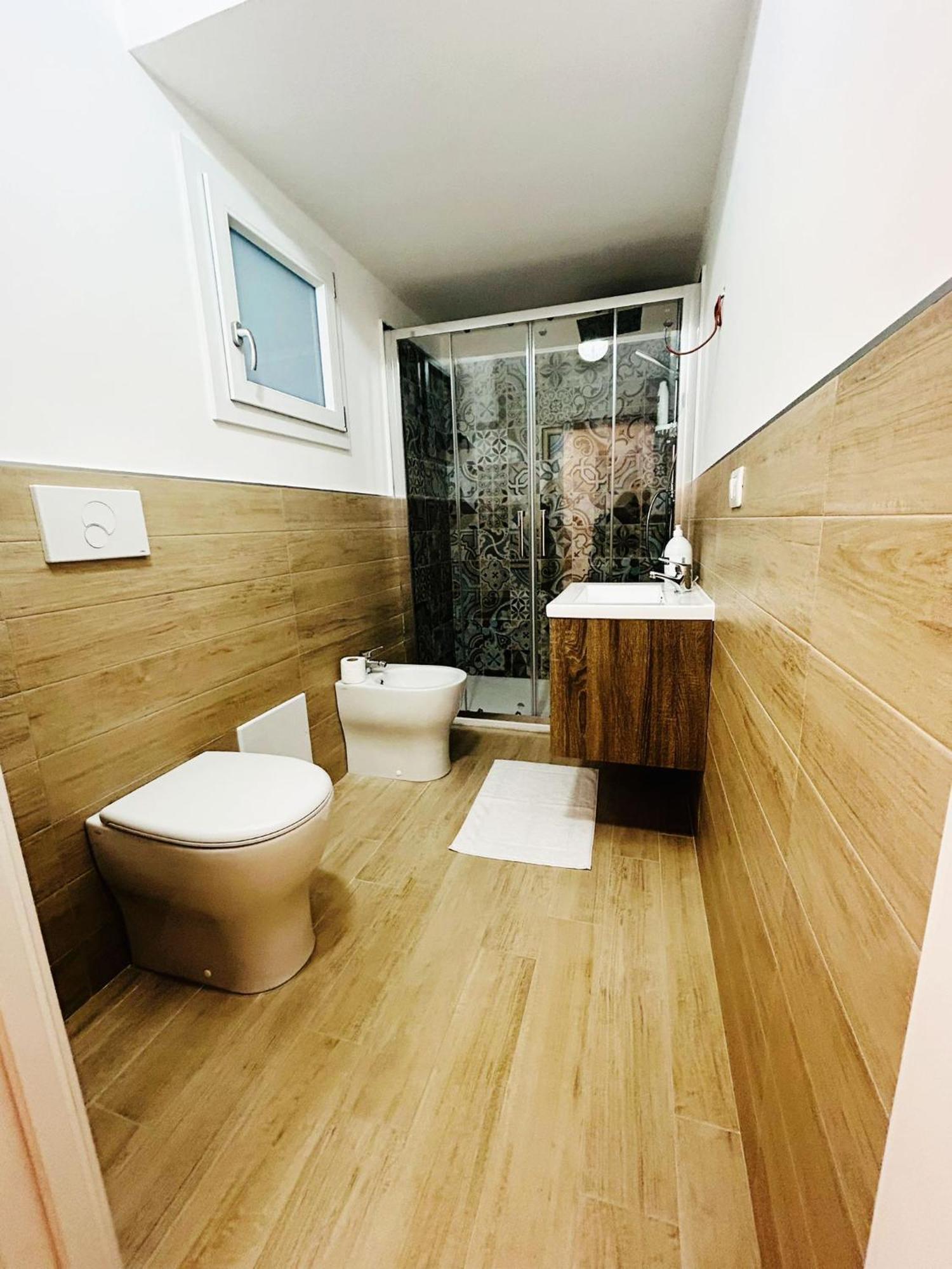 Bed E Suite Domar Brindisi Exterior foto